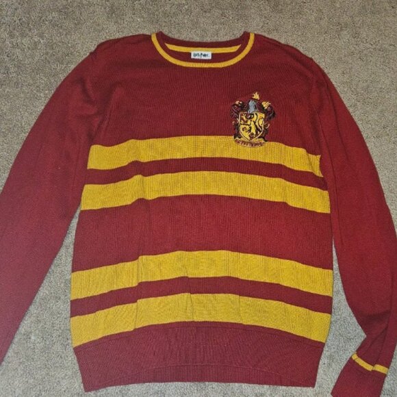 Gryffindor Quidditch Sweater - Picture 1 of 1
